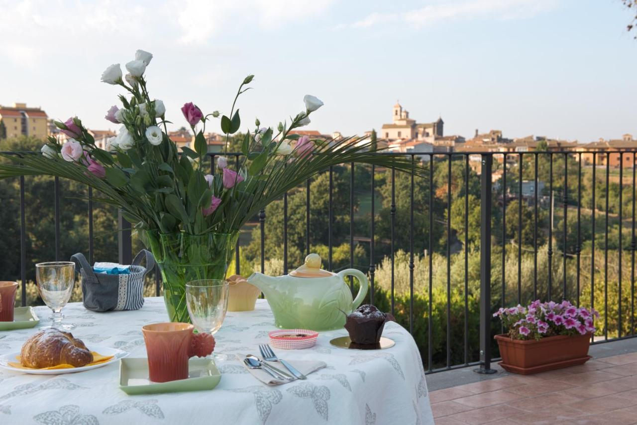 Le Terrazze Di Casa Bonelli Acomodação com café da manhã Vetralla Exterior foto
